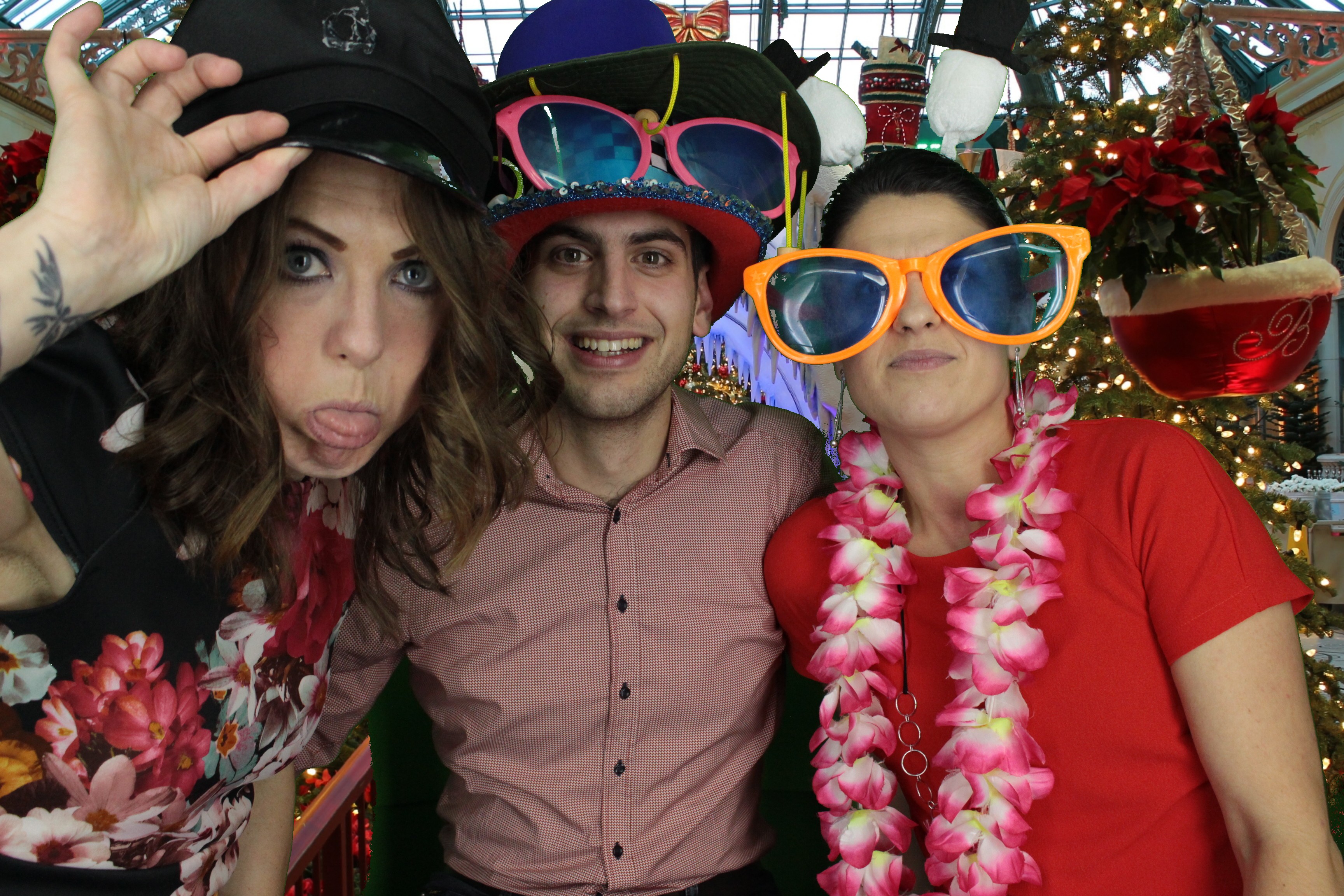 One Line Christmas Party | View more photos from the event at gallery.myphotoboothexperience.co.uk/u/MyPhotoBoothExperienceLtd/One-Line-Christmas-Party